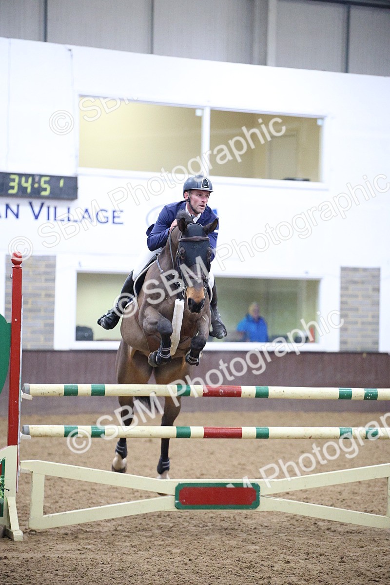 5K7A4219 - Class 3 - Senior Newcomers/ 1.10m Open