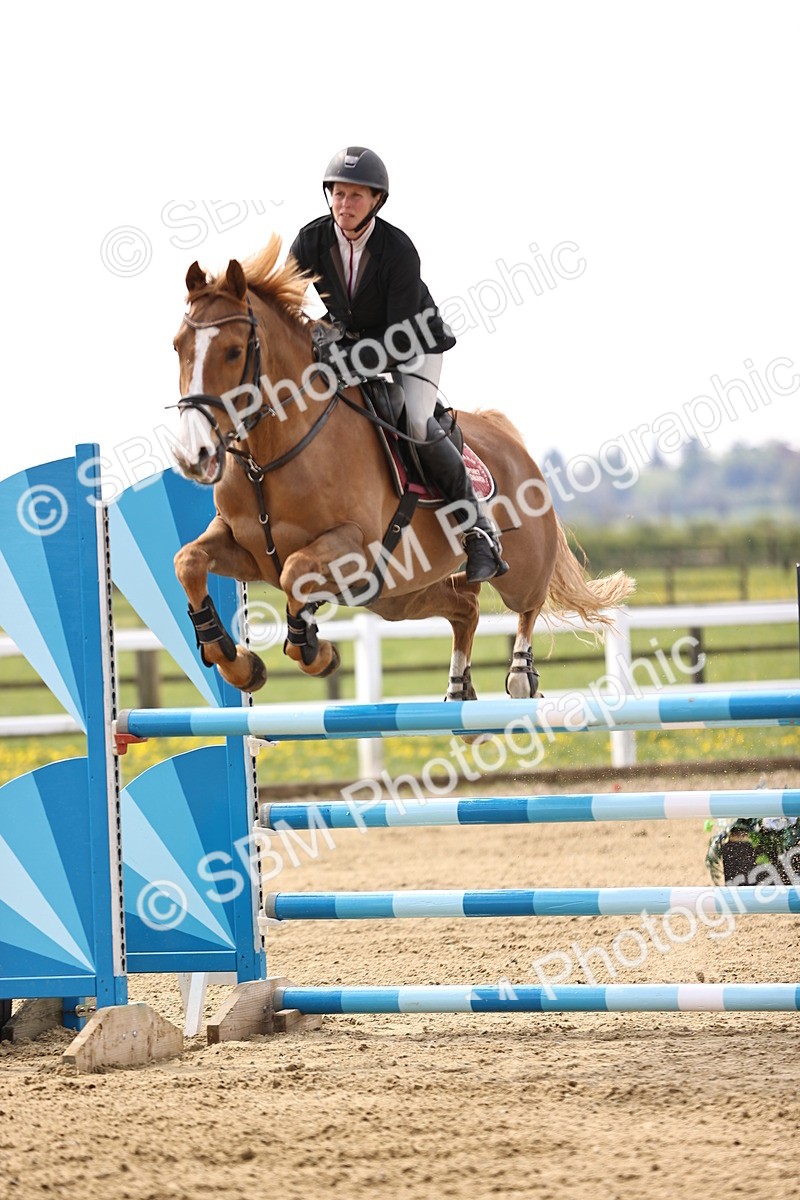 SBM_002388 - Class 11 - Senior newcomers - 1.10m