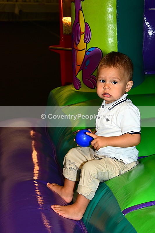 CON-056 - Joey and Ella