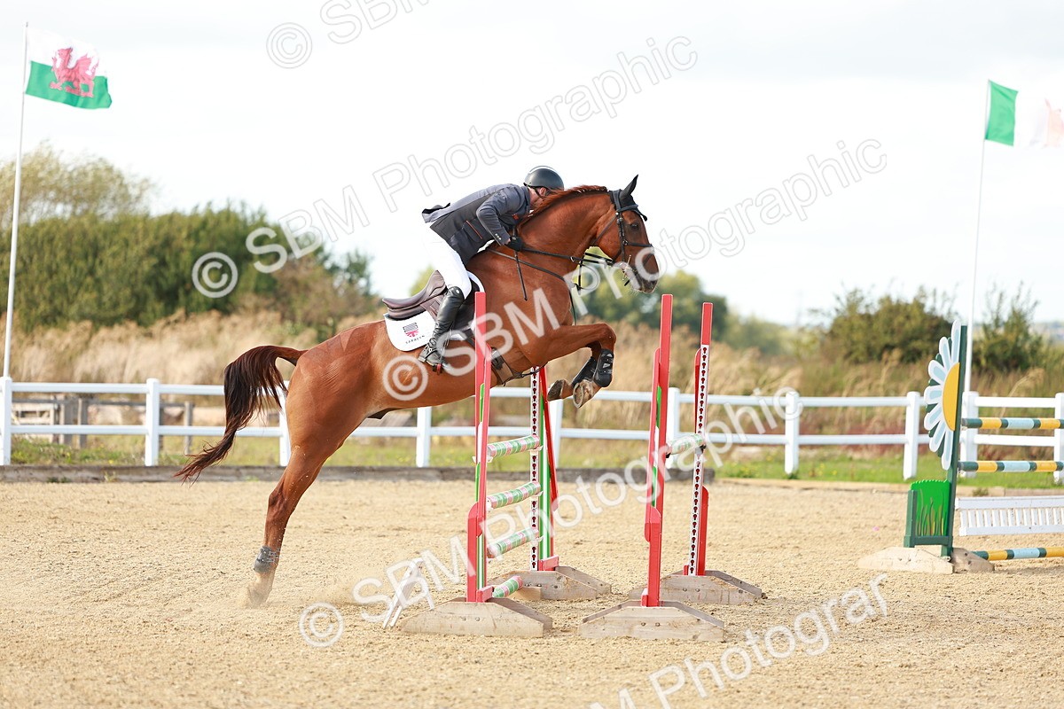 SBM_001917 - Class 5 - Senior Foxhunter - 1.20m