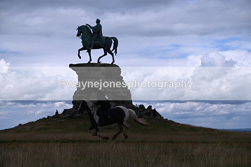 DSC_9537 - Time at Statue 15:11 to 15:58