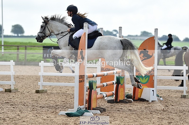 230902A-124722-01215 - Cls 3A Pony Medium 80cm