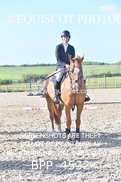 BPP_4532 - CLASS 9 Senior Newcomers/ 1.10m Open