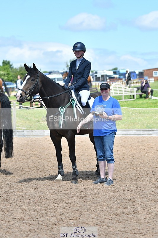 240609A-134137-05707 - Cls 18 Snr Newcomers and 1.10m Open
