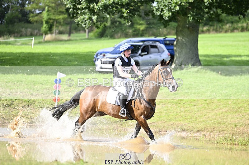 240804-180232-19177 - 755-Amber_Williams-THE_EMERALD_LILY