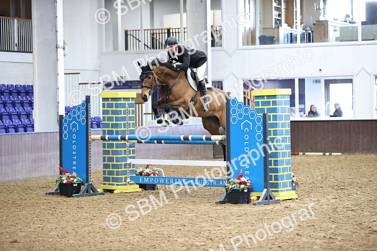 SBM_006068 - Class 16 - Senior Newcomers - 1.10m Open