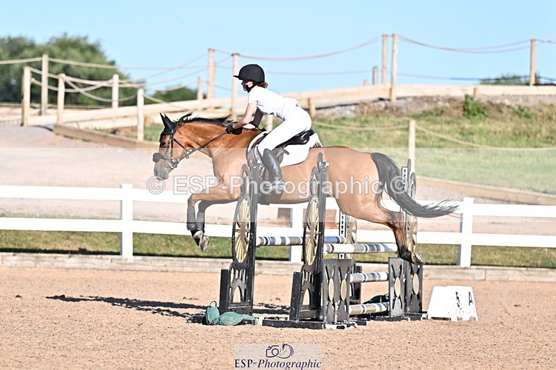 250708A-184723-00658 - 90cm Classes