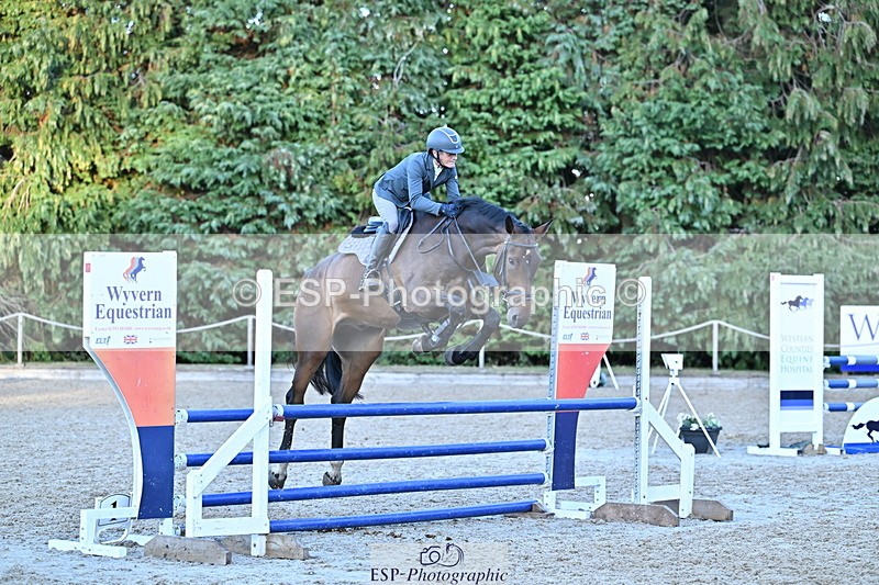 250829A-192439-03755 - Cls 12 1.05m Amateur Quali and Open