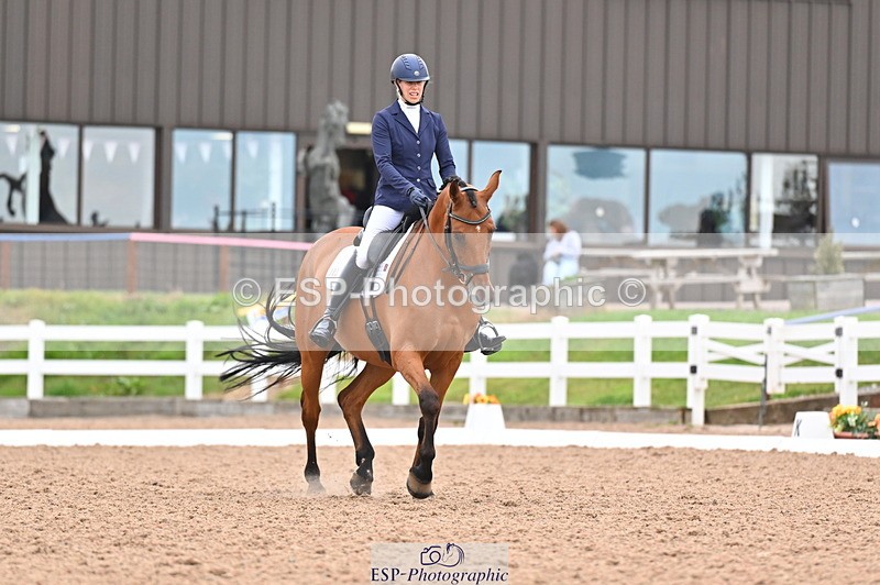 240817A-154417-10340 - 316-Hannah.Drinkwater-Sonnetti