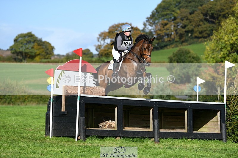 251024A-114637-09033 - B-101-Jemima.Stratton