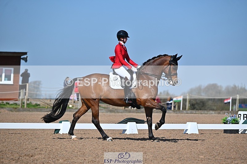 250405-102225-09935 - 183-Sofia.Games-Honey.DOr