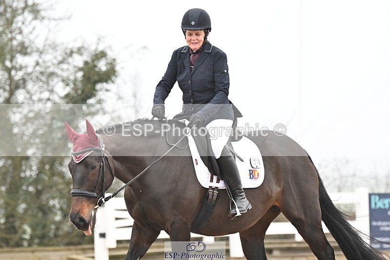 240217A-091104-00316 - 121-Jane.Dyer-Maen.Valley
