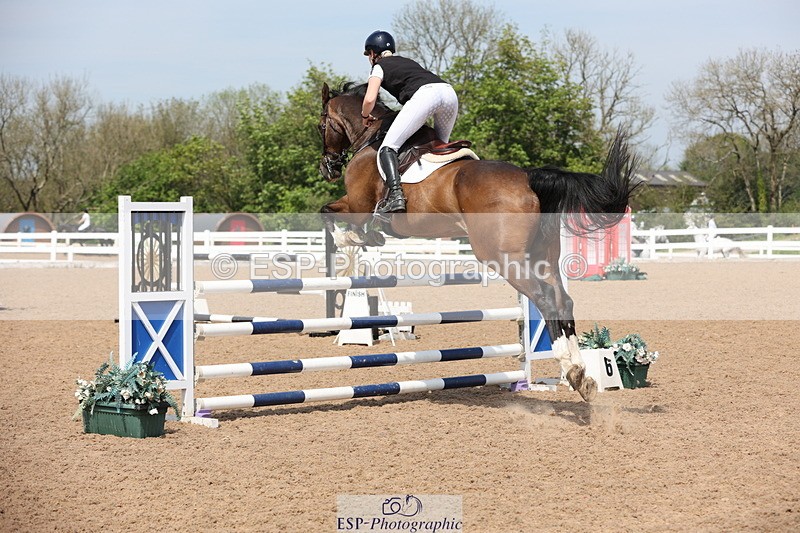 240510A-141415-07526 - Cls 17 1.05m National Am Quali