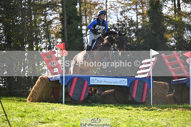 241026-125006-13418 - 445-Danielle.Burnford-ULTRA.LIGHT