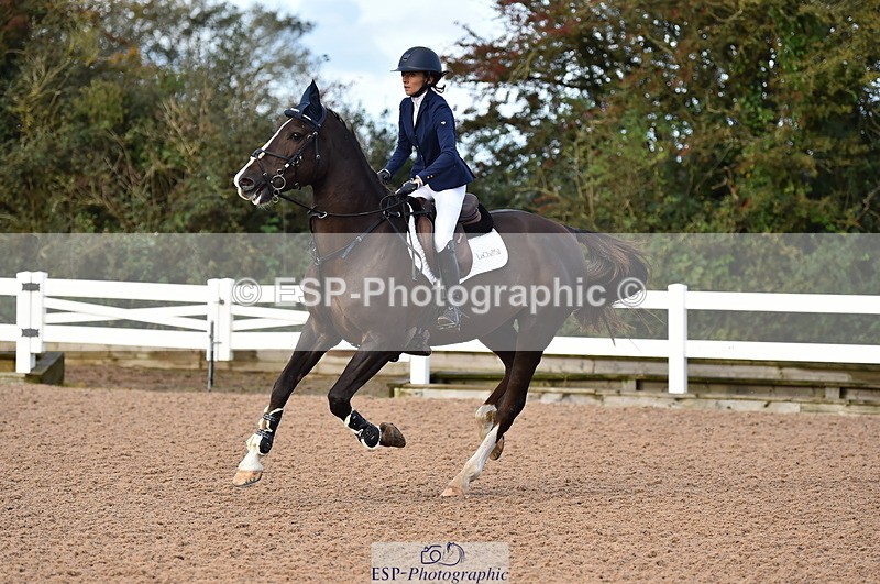 231014A-092324-03688 - Cls 12 British Novice & 90cm Open