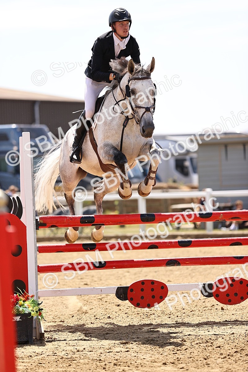 SBM_010304 - Class 9 - Senior Foxhunter - 1.20m Open