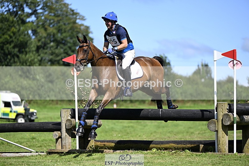 240811A-140740-04455 - 205-