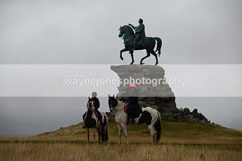 DSC_1767 - Time at Statue 12:13 to 12:32