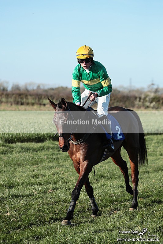 PtP 210326 1121 - VWH Cirencester Races 21/03/26