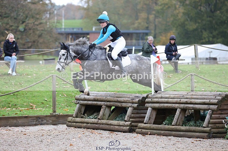 231118-142038-02233 - Cls 3 90cm