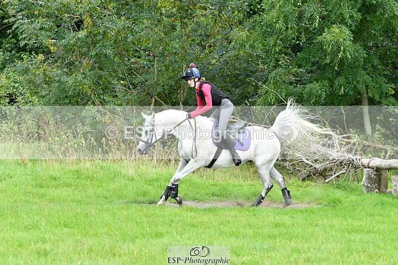 230817-133305-00999 - Theo's 1st Group - XC