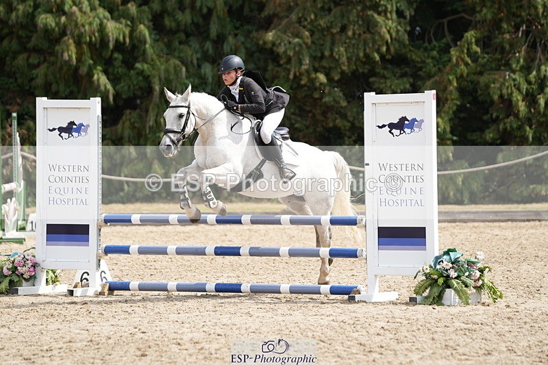 250824A-130844-37340 - 2162-Lydia.Jackson-Castlecoote.Storm