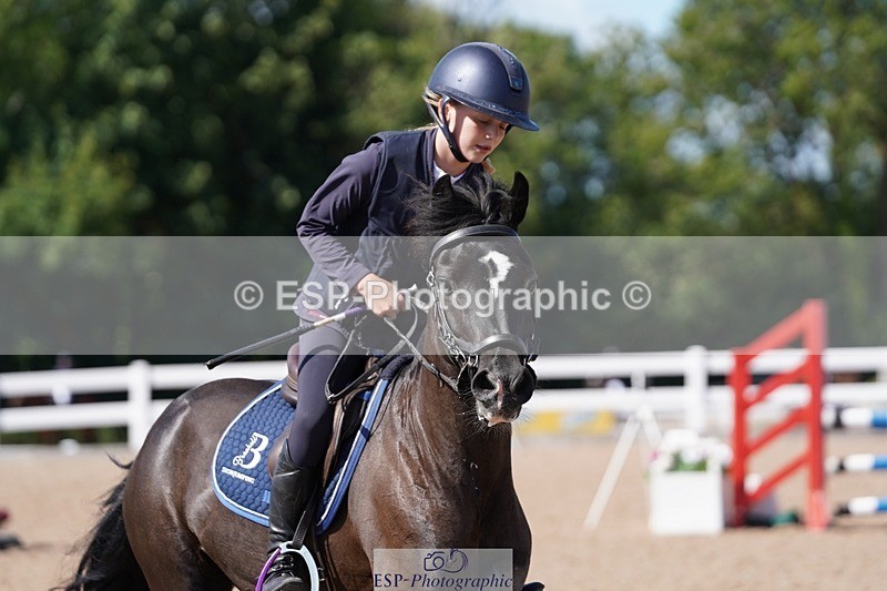 250627-162930-00091 - Cls 2 Pony Intro 80cm