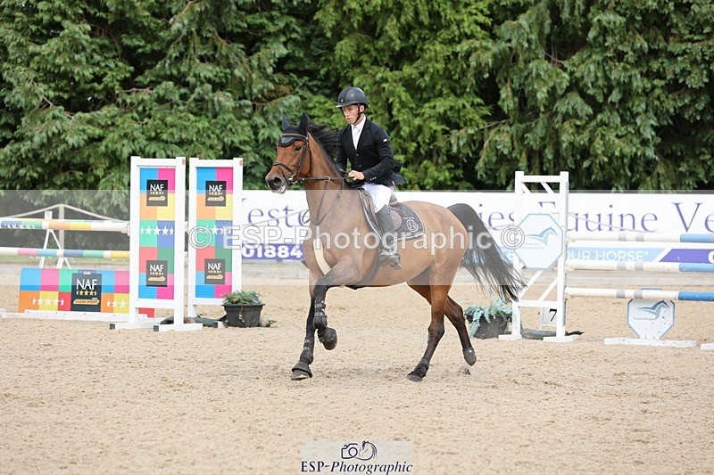240711-160320-29263 - Cls 124 Foxhunter