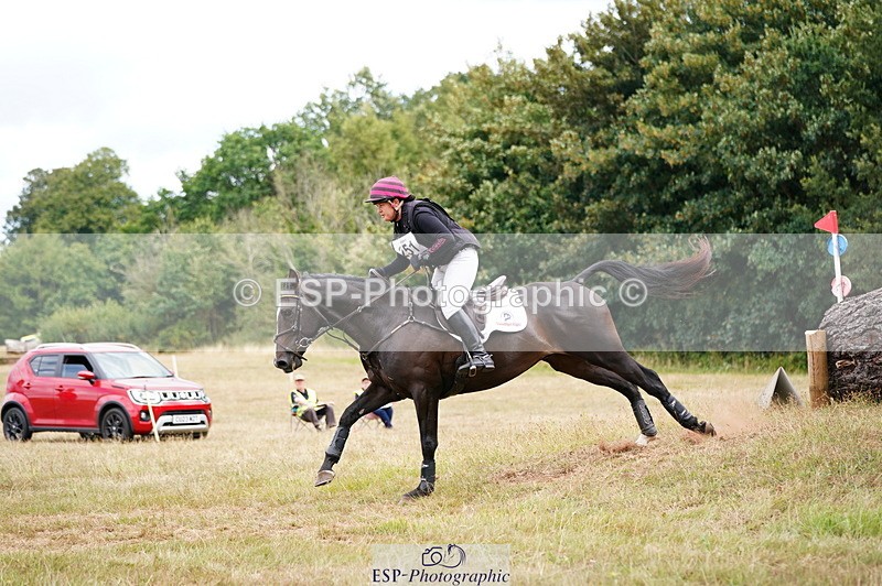 250802A-144108-05473 - F-251-Lizzie.Luxton-SHANNONDALE.LUIGI