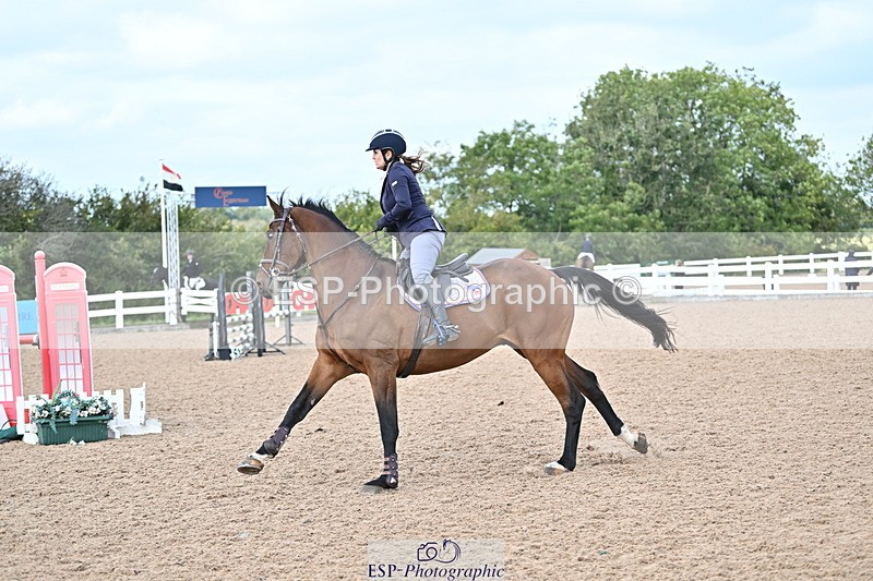 241004A-124711-02078 - Fri 09 95cm Amateur Quals