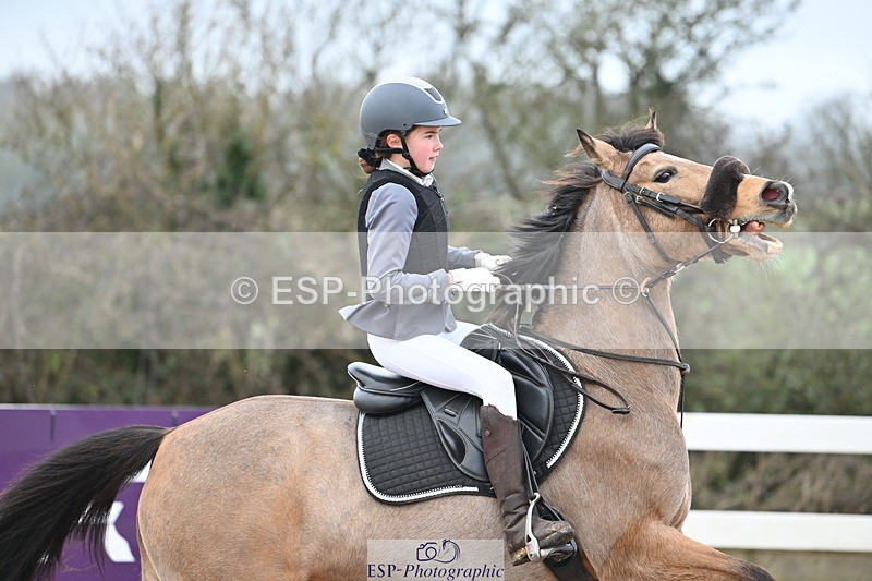 240128A-095054-00120 - Cls 1 Pony Intro 70cm