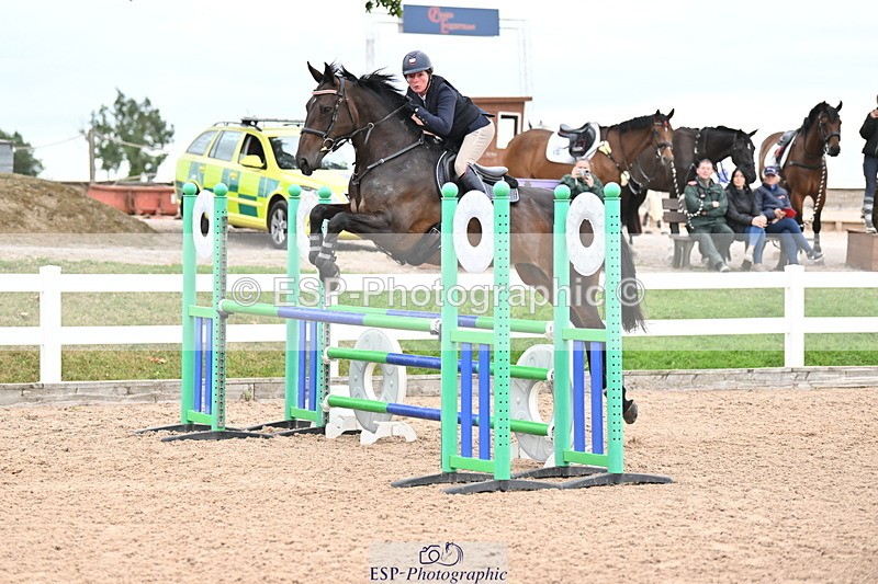 250820B-123213-00571 - Cls 3 Snr 1.05m Open