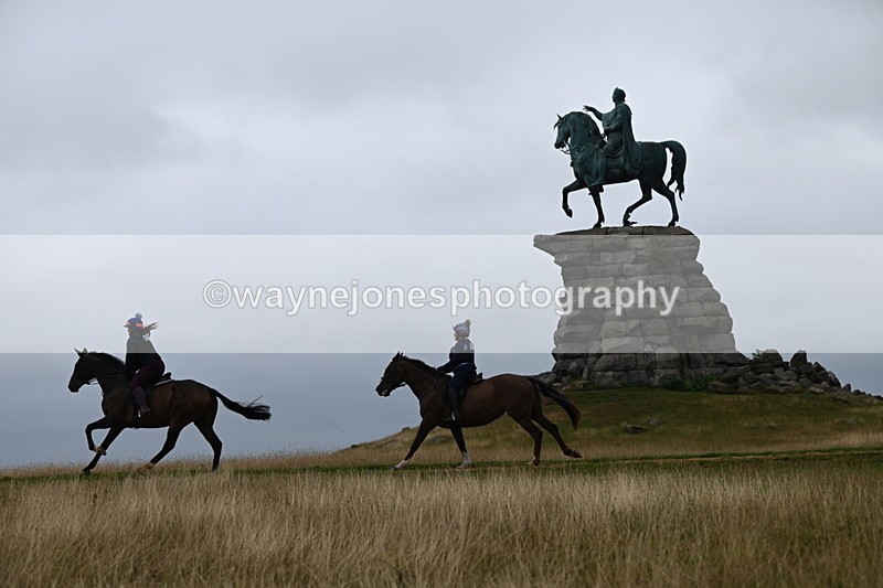 DSC_0141 - Time at Statue 09:51 to 10:54