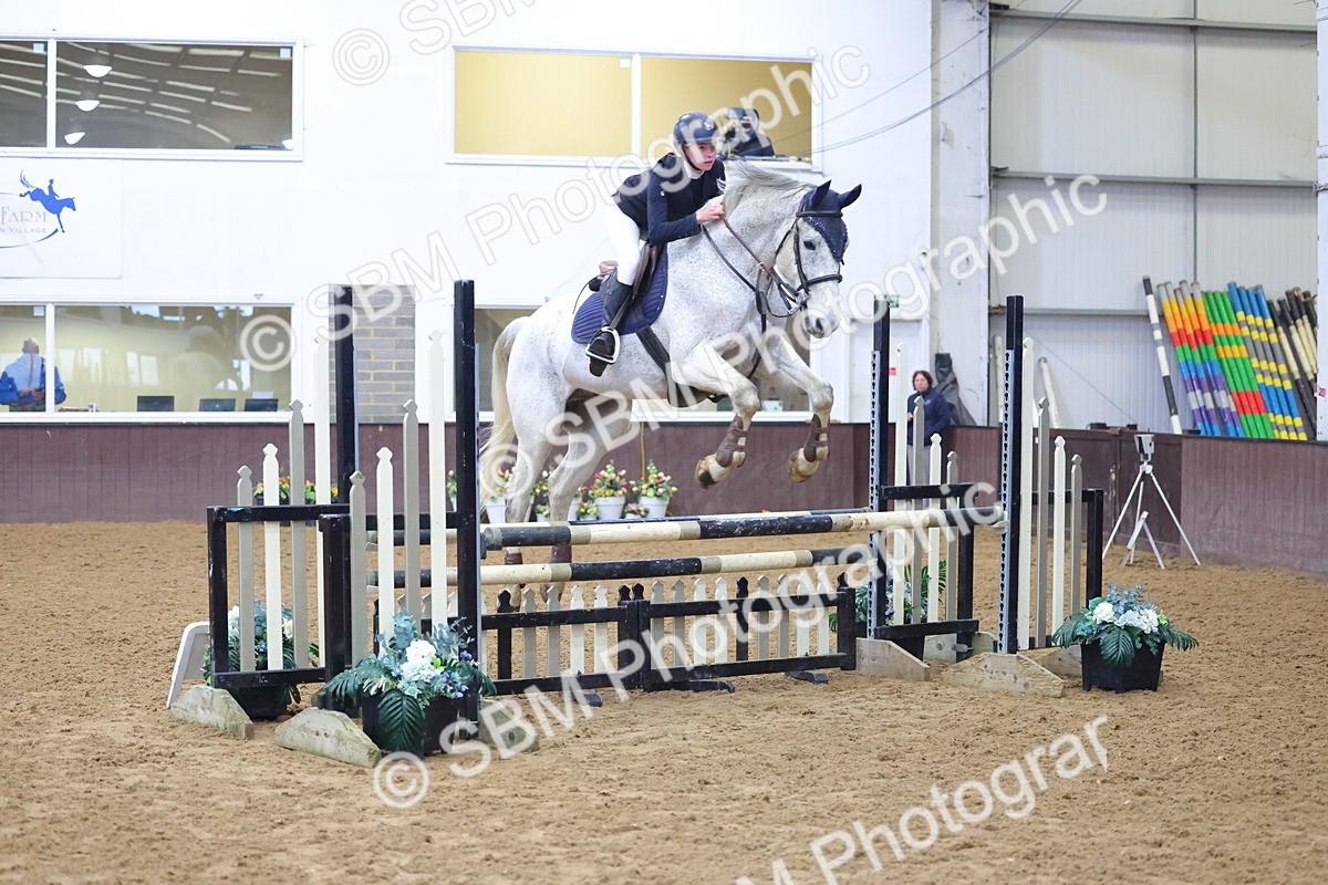 SBM_008575 - Class 21 - Nupafeed Supplements Senior Discovery/ 1m Open - First Round (1.00m)