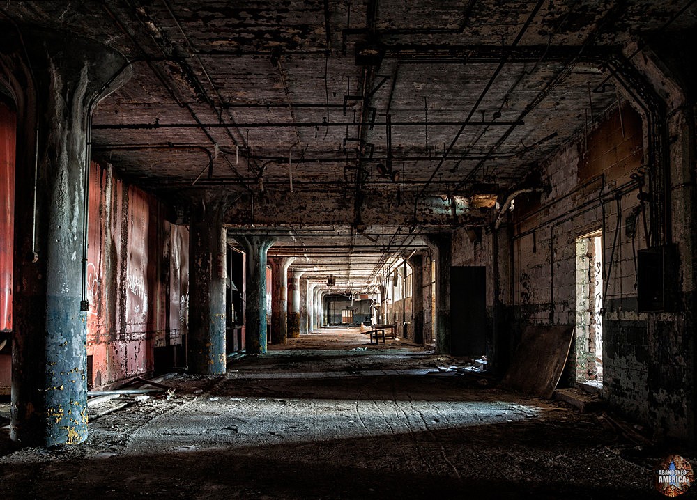 Fisher Body Plant 21 (Detroit, MI) | Dark Hallway - Fisher Body Plant 21