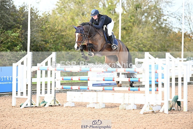 241023A-153503-01228 - Cls 5 Foxhunter and 1.20m Open