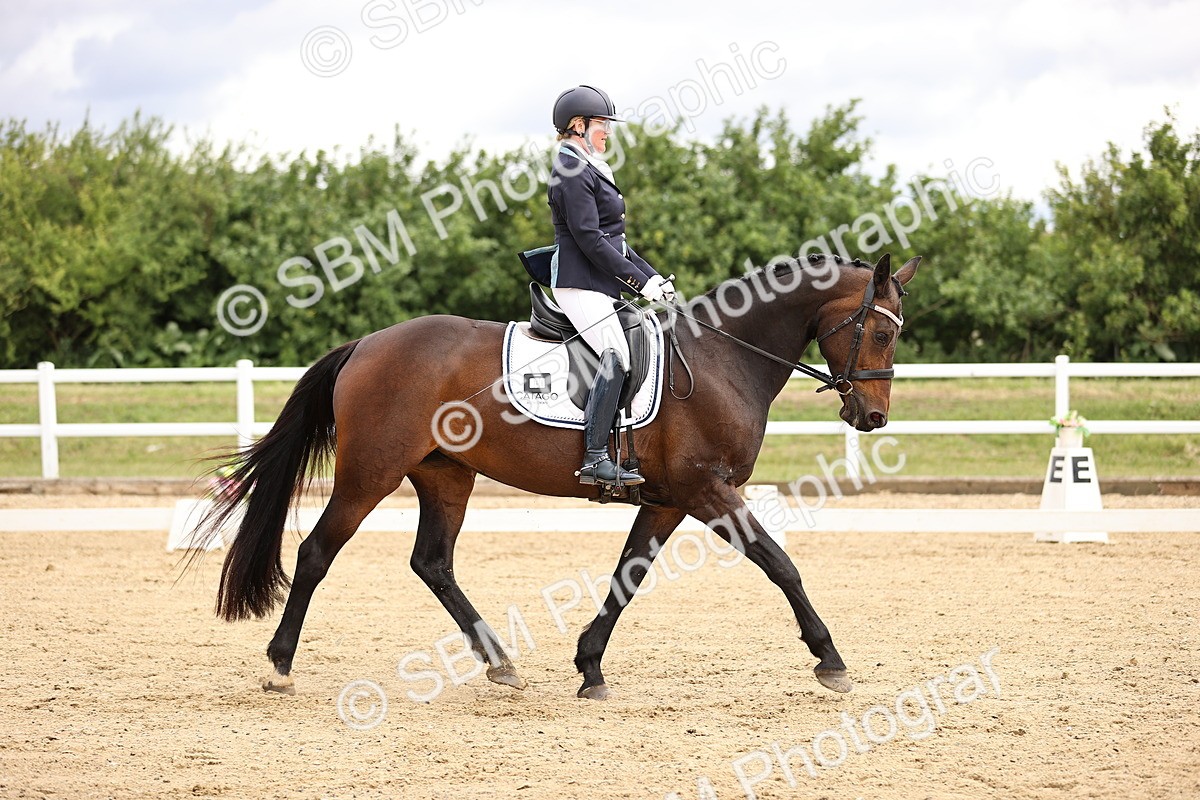 SBM_001994 - Class 2 - Novice 4 - 10.36-11.39