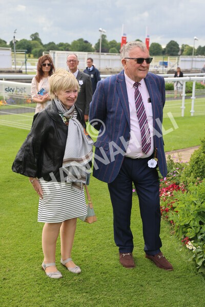 yr11062022r8-55 - Race 8 5.25pm Clean up with PPS Stakes