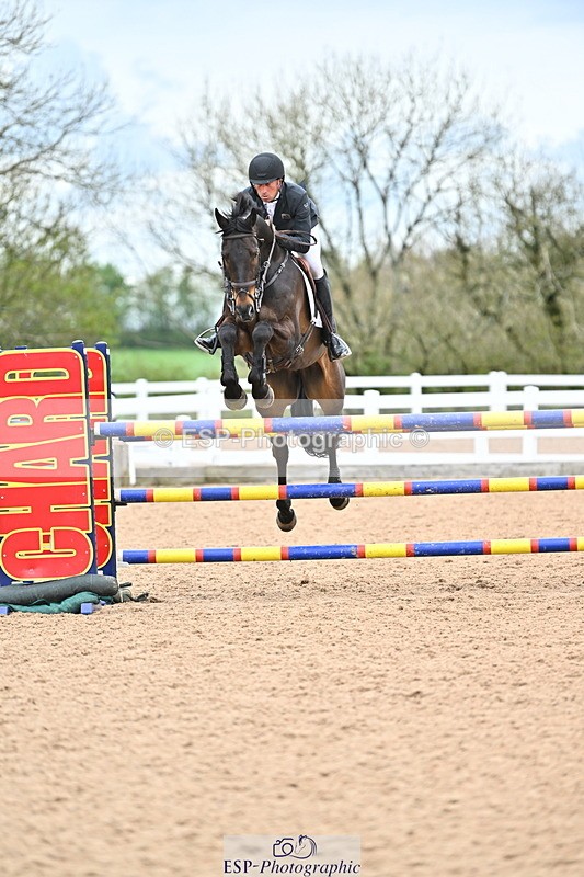 240501A-150315-01193 - Cls 8 Snr Foxhunter and 1.20m Open