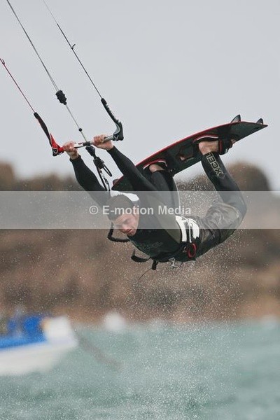 KS 190807-126 - Kite Surfing