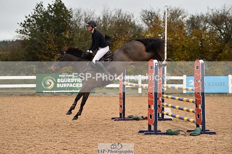 231122A-133936-00474 - Cls 5 Foxhunter & 1.20m Open