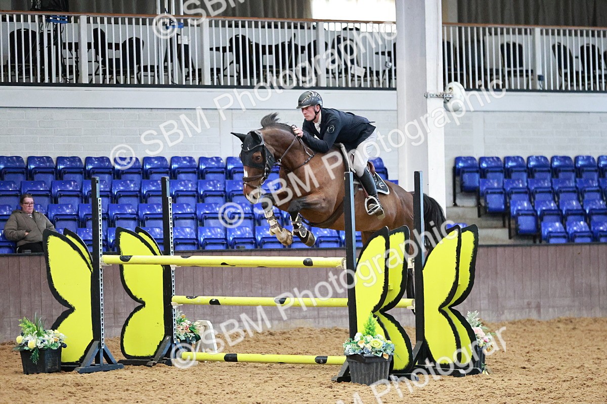 SBM_001939 - Class 5 - Senior Foxhunter 1.20m