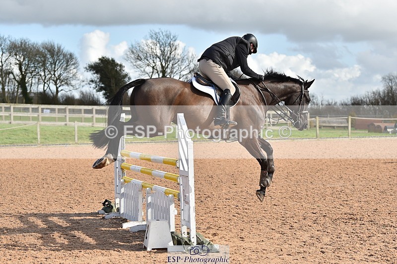 240306A-134910-01483 - Cls 4 Newcomers and 1.10m Open