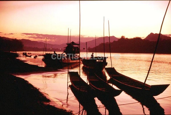  - CAMBODIA & LAOS