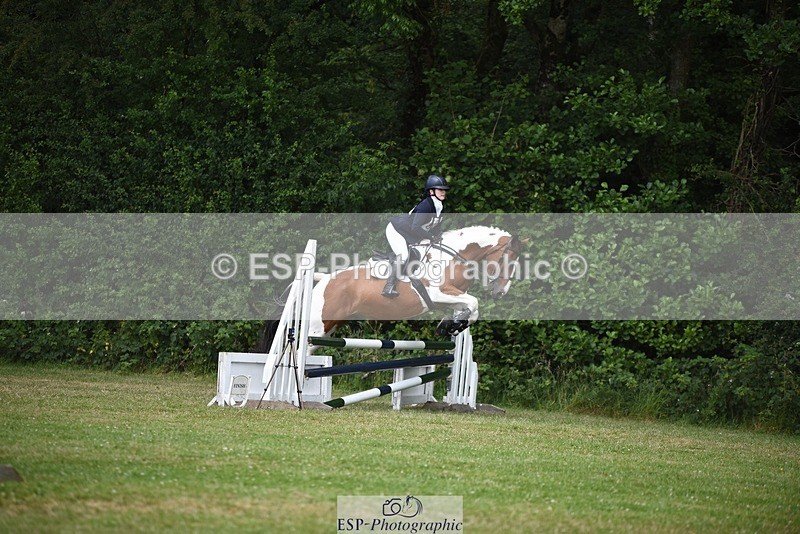 240630-130834-01262 - 809-Ella_Gilber-Coded_Country_Eva
