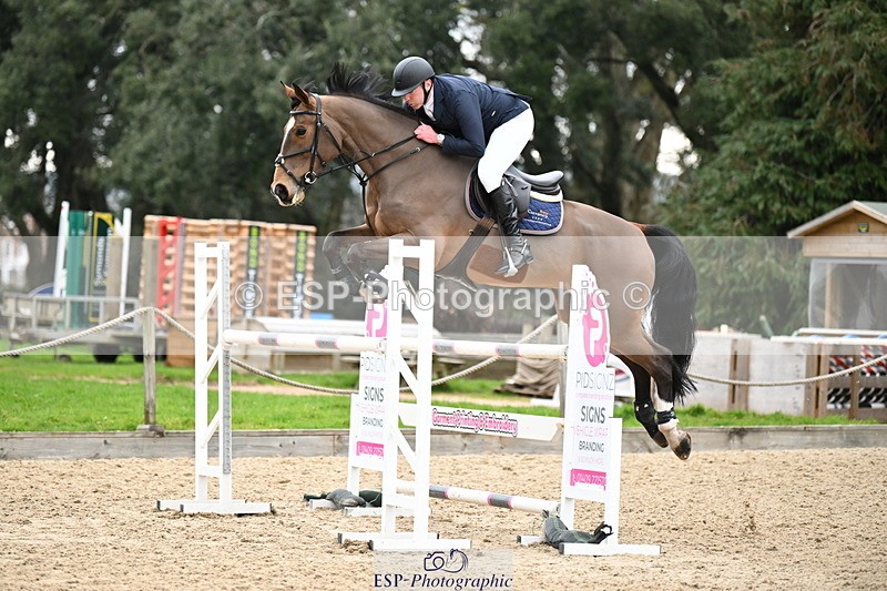 250323A-154546-05099 - Cls 25 Snr Fox & 1.20m Open