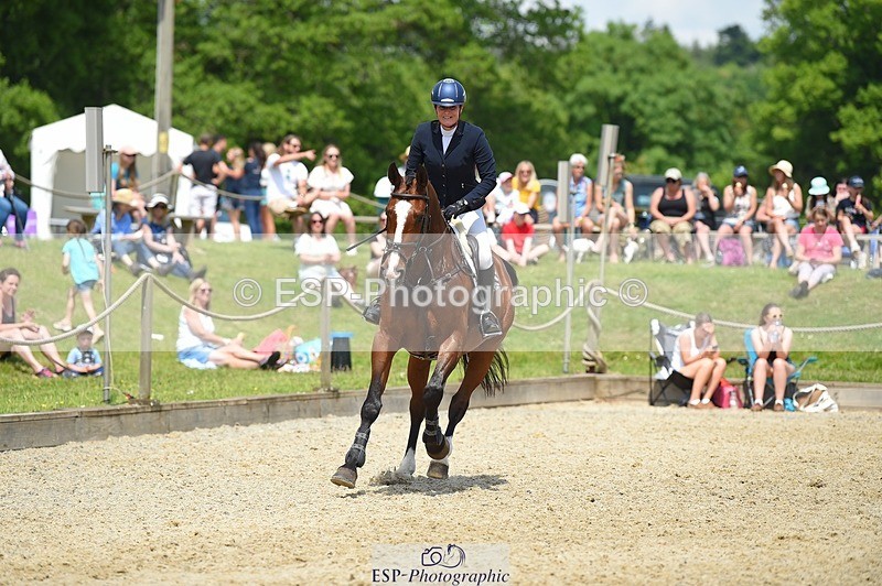 230528-123724-15777 - 368-COIRBAN_SARCO_DELUX-Rebecca_Gibbs-SUNTrotUp+SJ