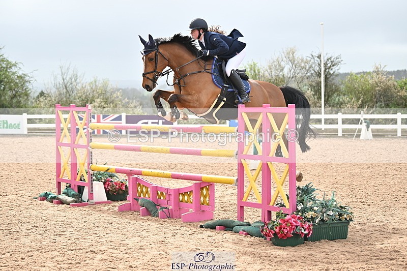 240406A-161008-04355 - Cls 17 National 1.30m Open