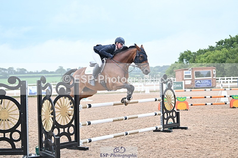 240907A-114357-01219 - Cls 8 1.05m Amateur Qualifier