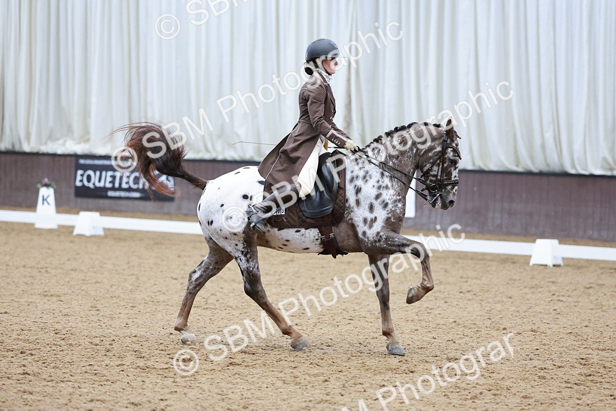 SBM_016594 - Class 5 - FEI INT II - 17.24-18.20